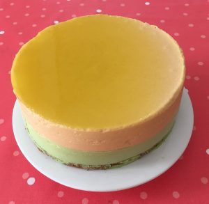 Bavarois pistache abricot avec insert abricot.