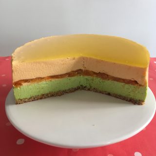 Bavarois pistache abricot avec insert abricot.