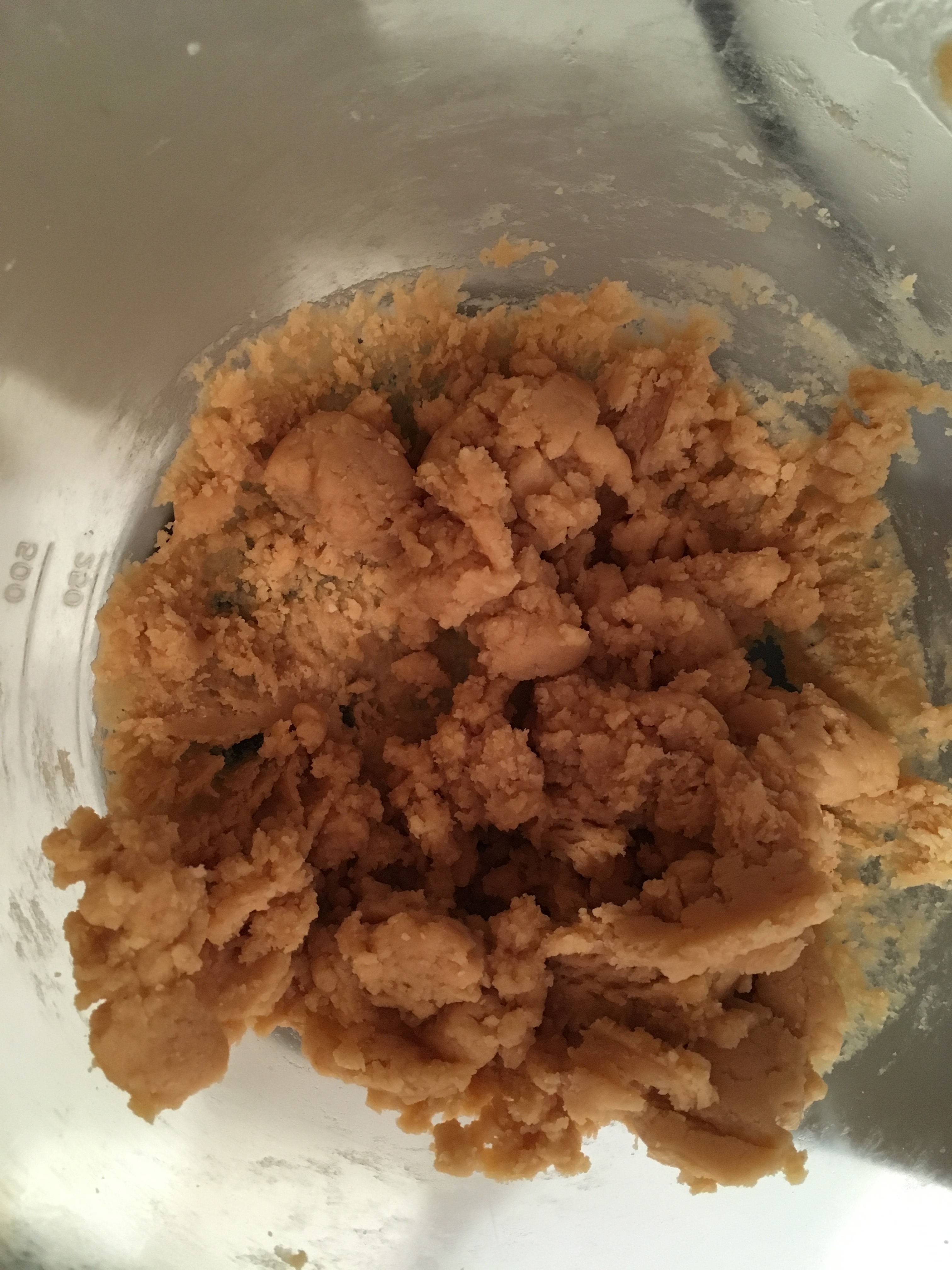 Melange sucre glace,puree d amandes. - Octavie à Paris