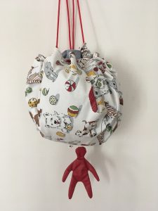 un rangement pour jouets à suspendre. - Octavie à Paris