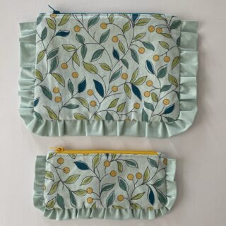 Trousse carrée ou rectangle avec sa doublure. - Octavie à Paris